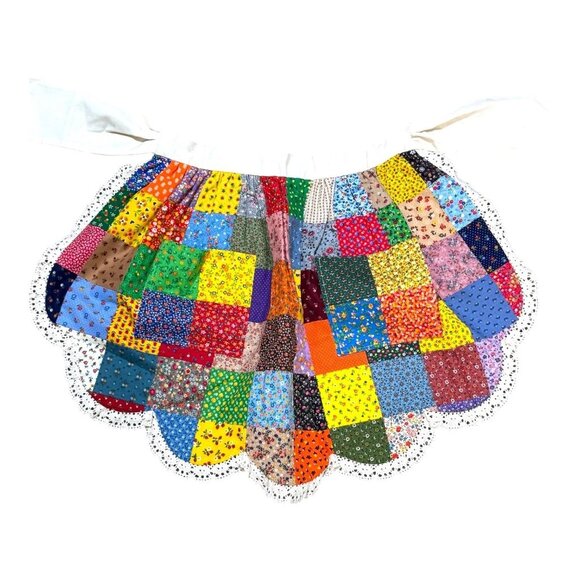 Vintage Patchwork Half Apron Scalloped Edge & Ditsy Floral Prints Boho Chic Y2K - Picture 3 of 6
